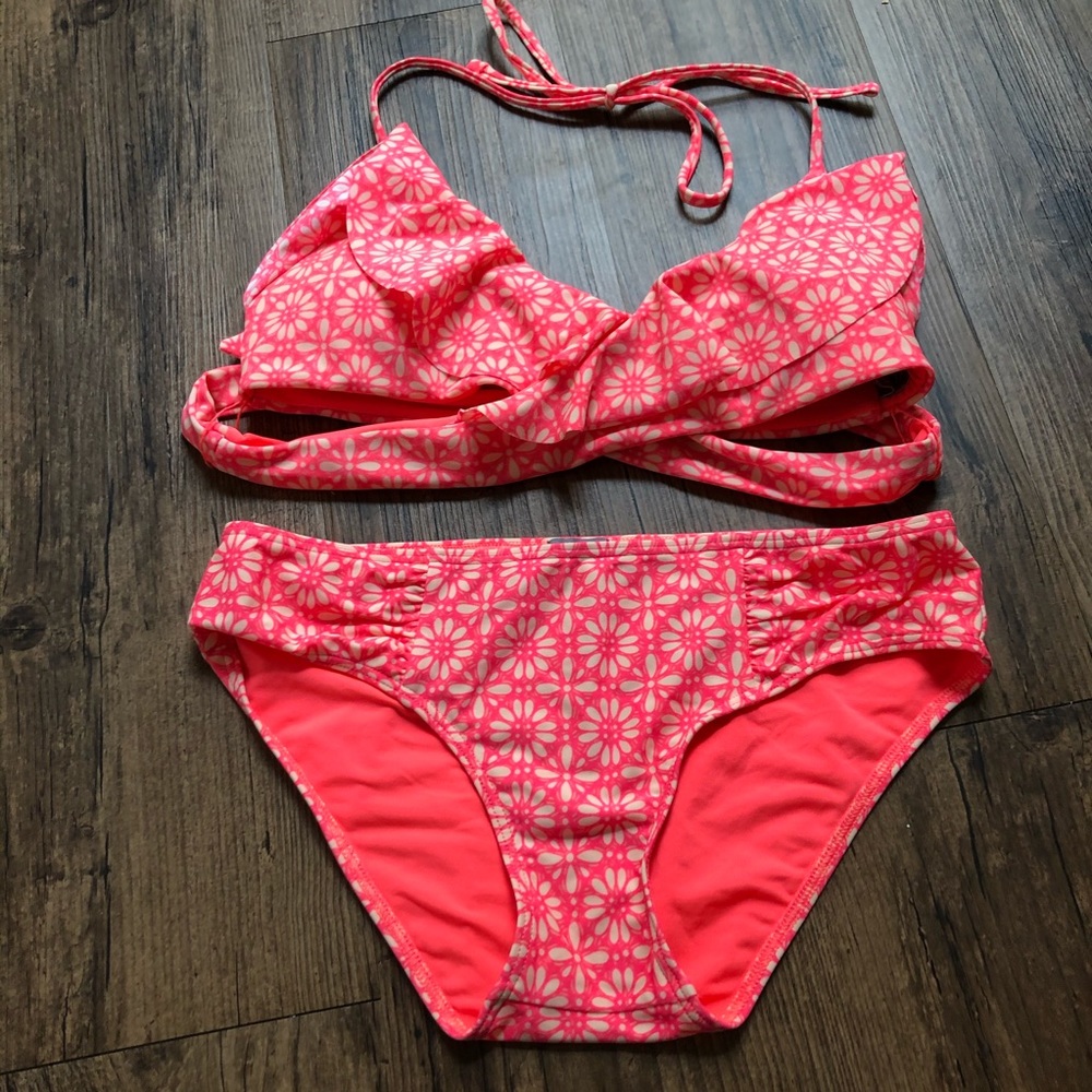 Aerie pink & white bikini